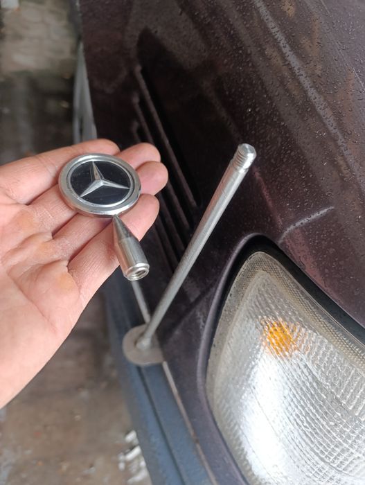 Флагшток на мерседес в123, в124, в140,116,115,126