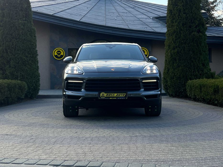 Porsche Cayenne 2022