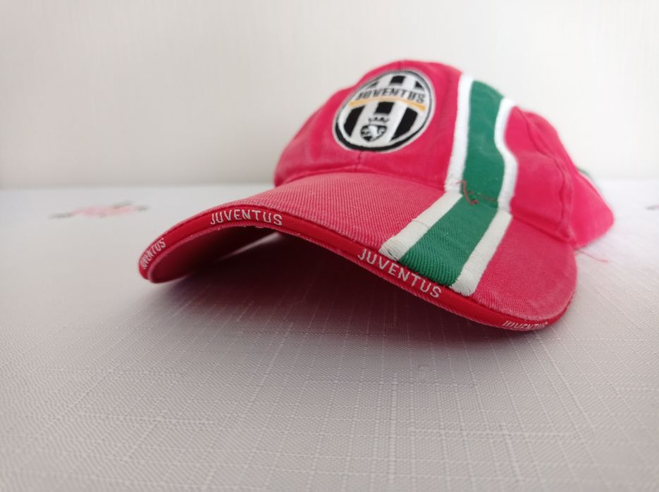 Продам Кепку Juventus