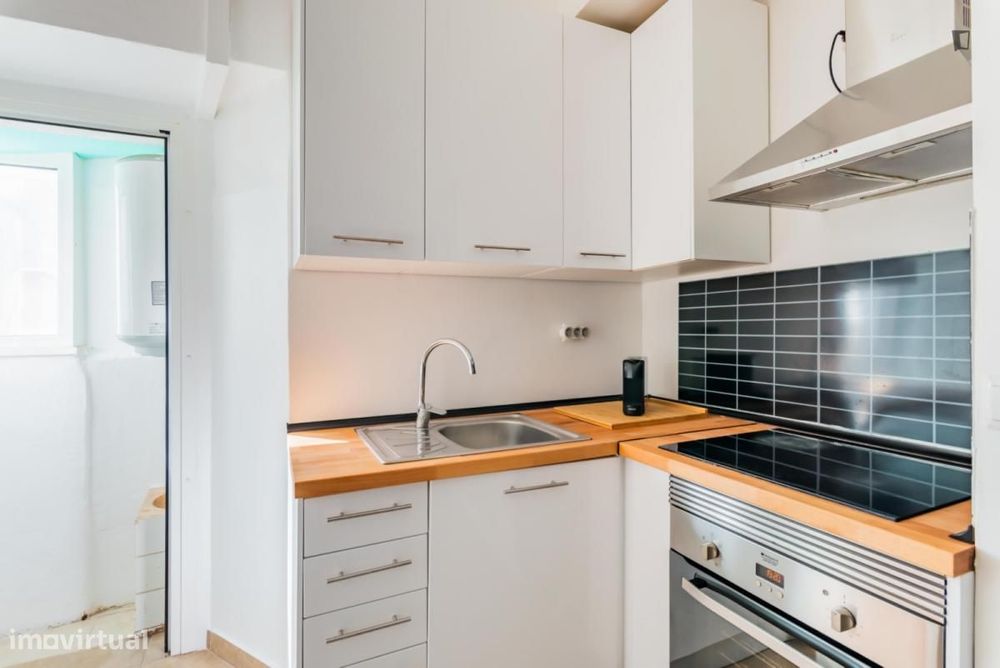 Apartamento com 2 quartos - localizado em Intendente Lisbon