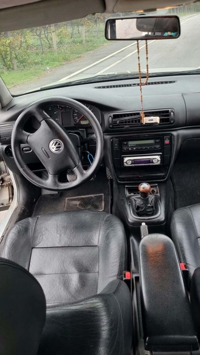 Volkswagen Passat 1.9 TDI 110cv — photo 4