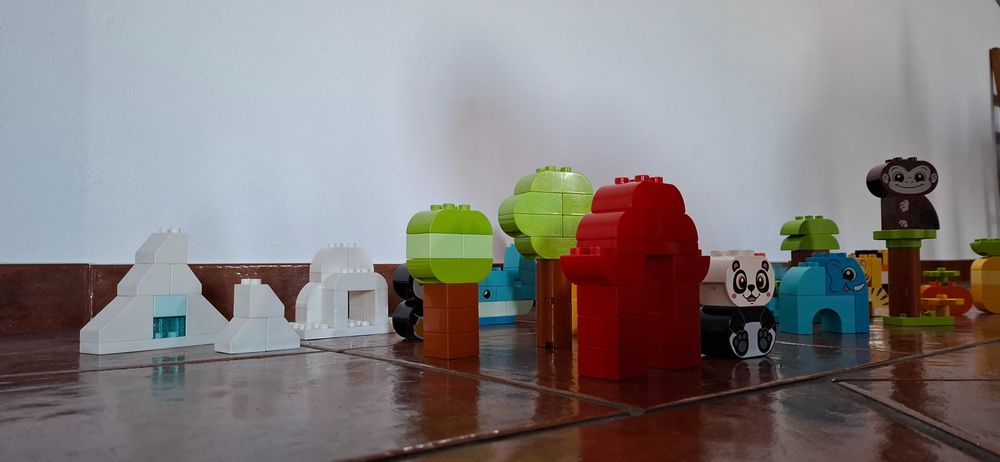 LEGO DUPLO 10934 – Animais do Mundo (completo exceto 1 peça)