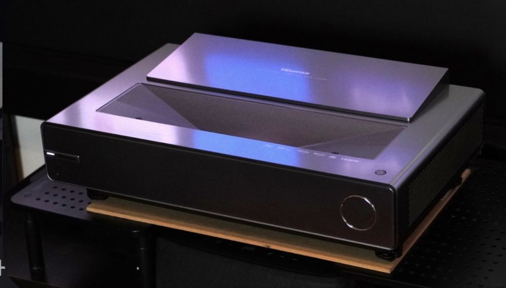 Лазерний проектор Hisense PX2-PRO Нові запечатанні!