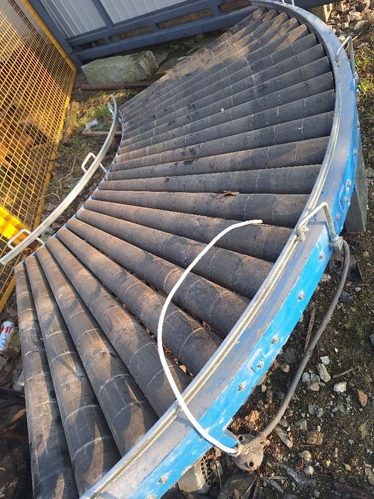 Rolki transportowe Przenośnik rolkowy łukowy napędzany