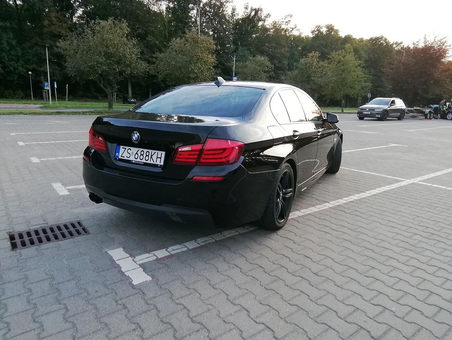 BMW Seria 5 BMW F10 M-SPORT Performance xDrive Kolor SCHWARZ II 668