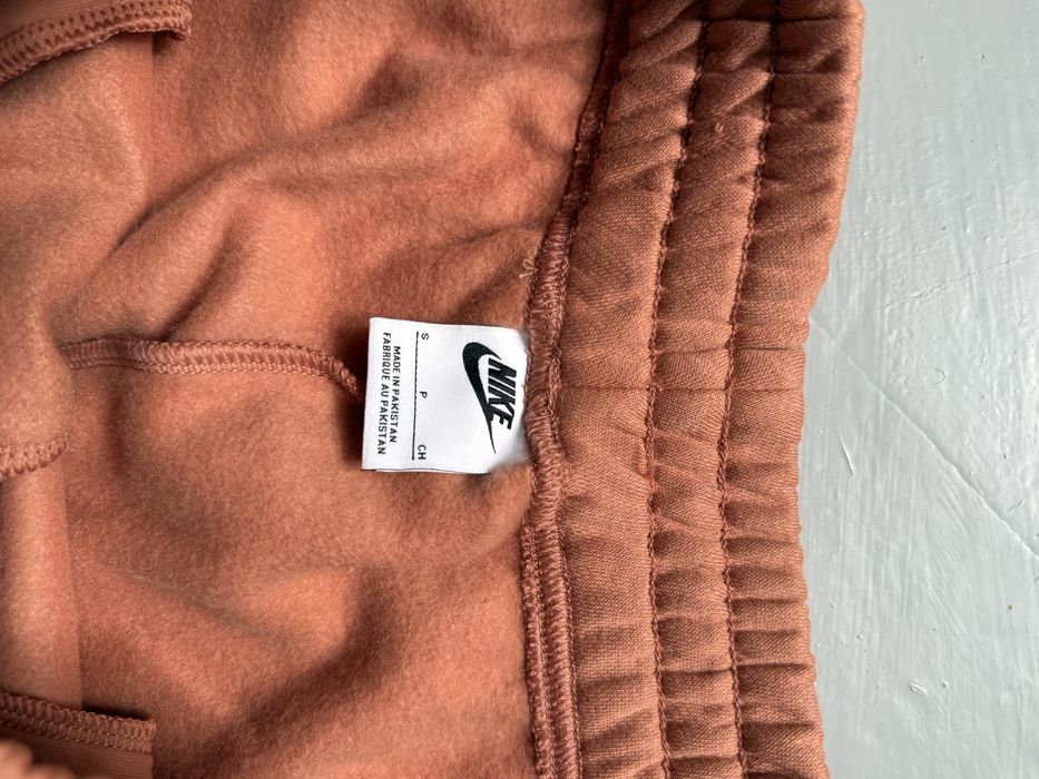 Damskie dresy Nike Sportswear Essential