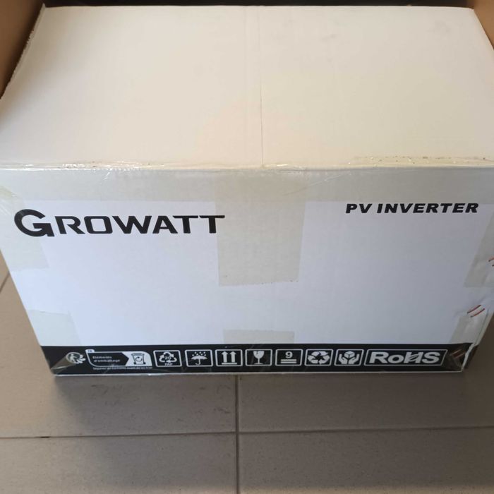 Inversor híbrido Growatt MIN 3000TL-XH, em excelente estado, 1 ano de uso.