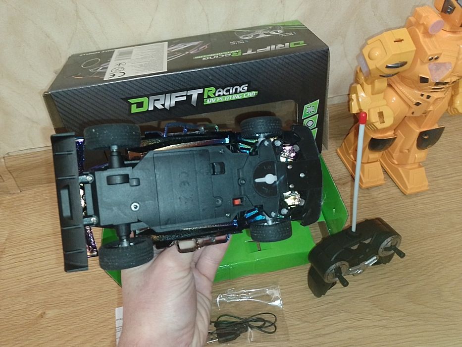 Дрифт машинка R/C зі світлом на радіо керуванні + робот