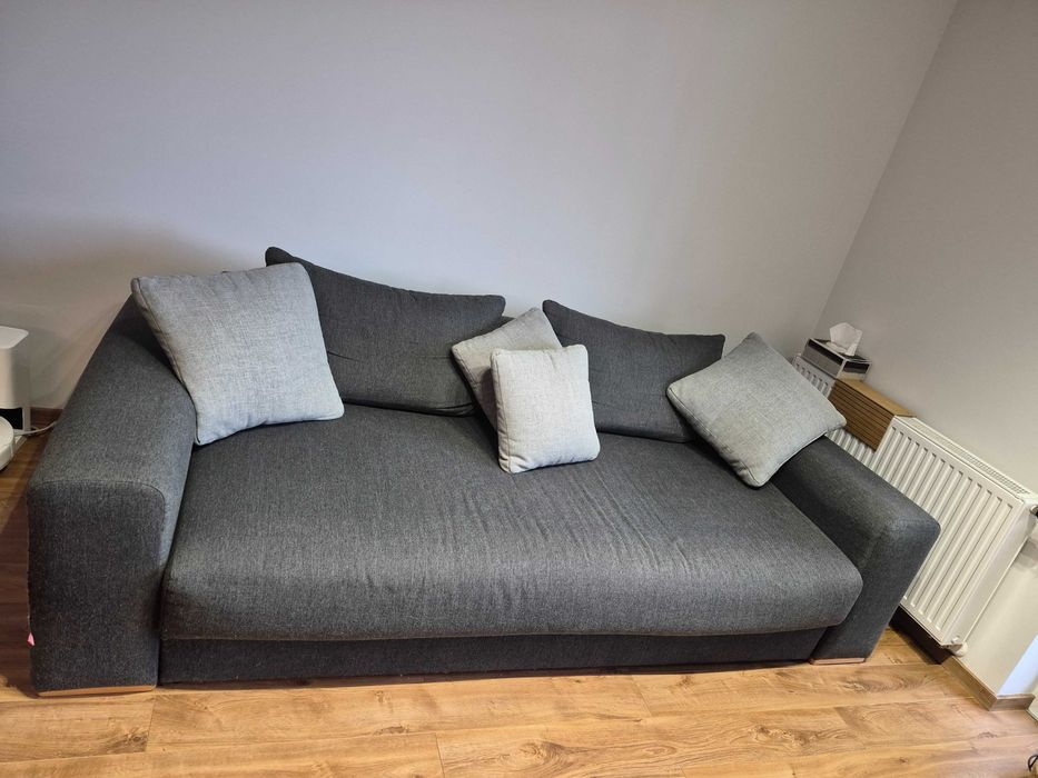 Duża szara rozkładana sofa BRW