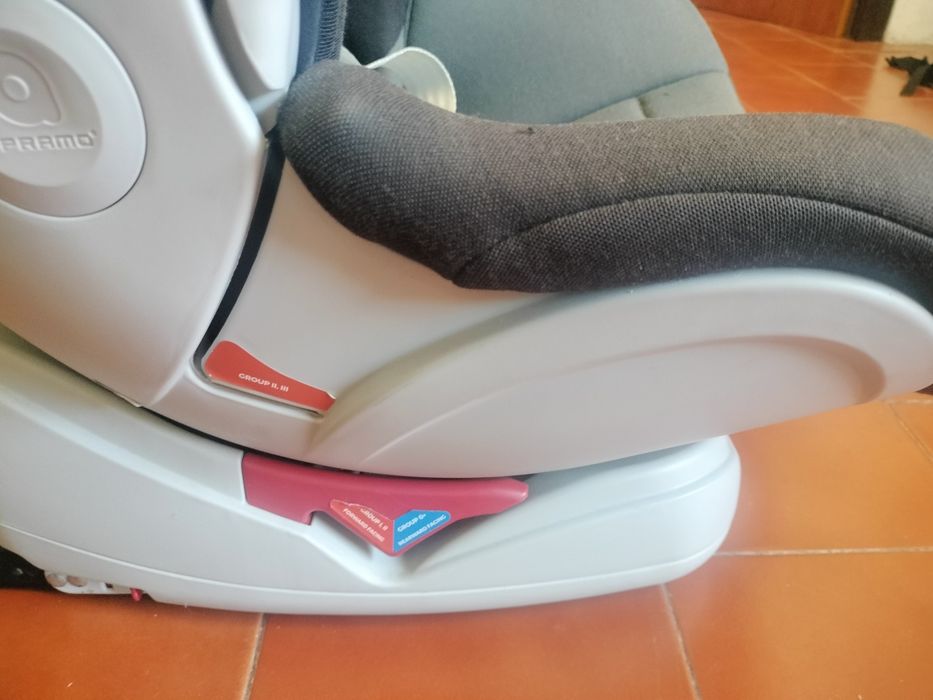 Cadeira de retenção para criança auto em bom estado com autofix