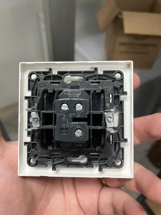 Interruptor de estores LEGRAND NILOÉ BRANCO