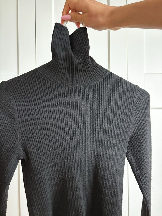 czarny krótki golf prążkowany sweterek na jesień autumn fall