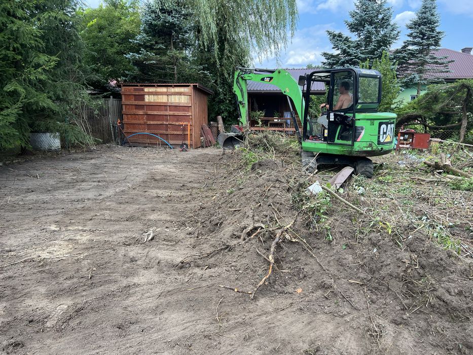 Usługi minikoparką prace ziemne Cała Warszawa wywrotka koparka