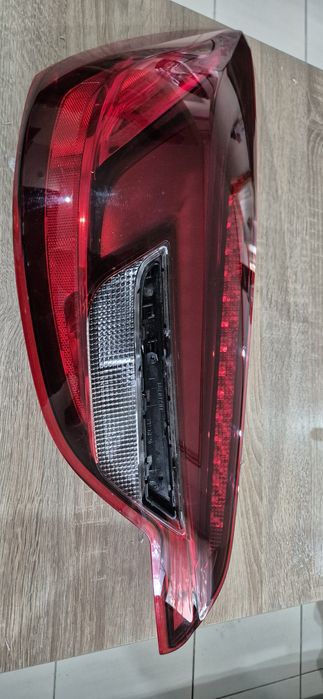 Lampa tył prawa i lewa Opel Cascada 2019 (USA)