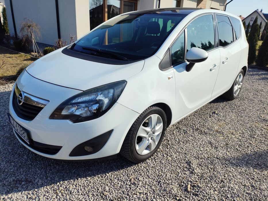 Meriva B Enjoy 1.4T - ekonomiczny z LPG, serwisowany, tempomat, hak, g