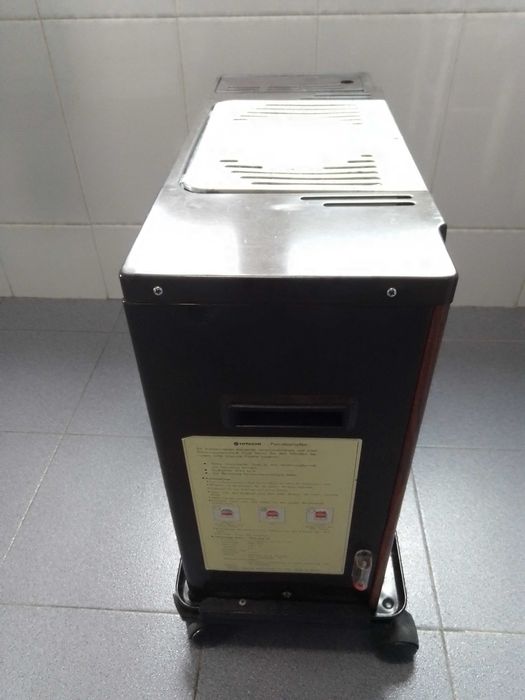 Aquecedor a Parafina HITACHI-2450 Watts fabricado no Japão