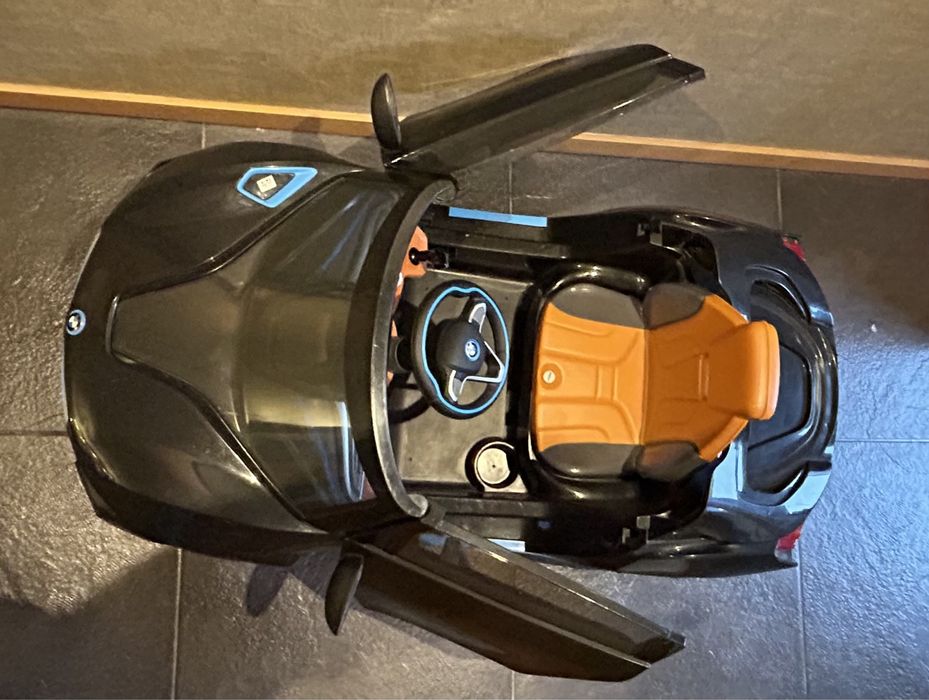 Carro Eléctrico Criança - BMW i8