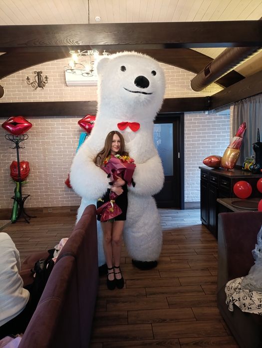 Харків привітання від медведика та банди(панда,зайчик,Кінг Конга)