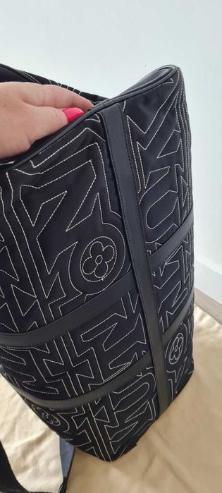 Louis V, оригінал. Спортивна сумка. Saint laurent