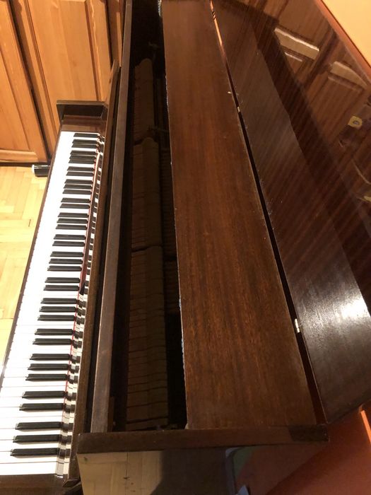 Pianino Calisia 1972 metalowa płyta  Bielsko-Biała