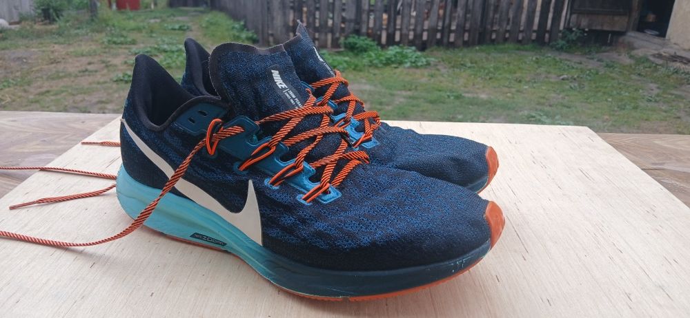 продам кроссовки Nike