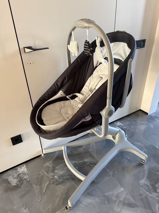 Chicco baby hug 4 в 1 ліжечко/шезлонг/стільчик