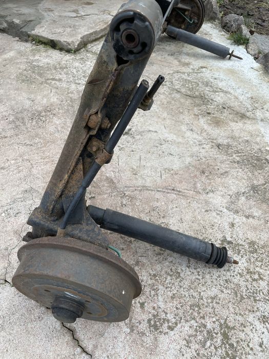 Задняя балка в сборе на Мерседес А-160