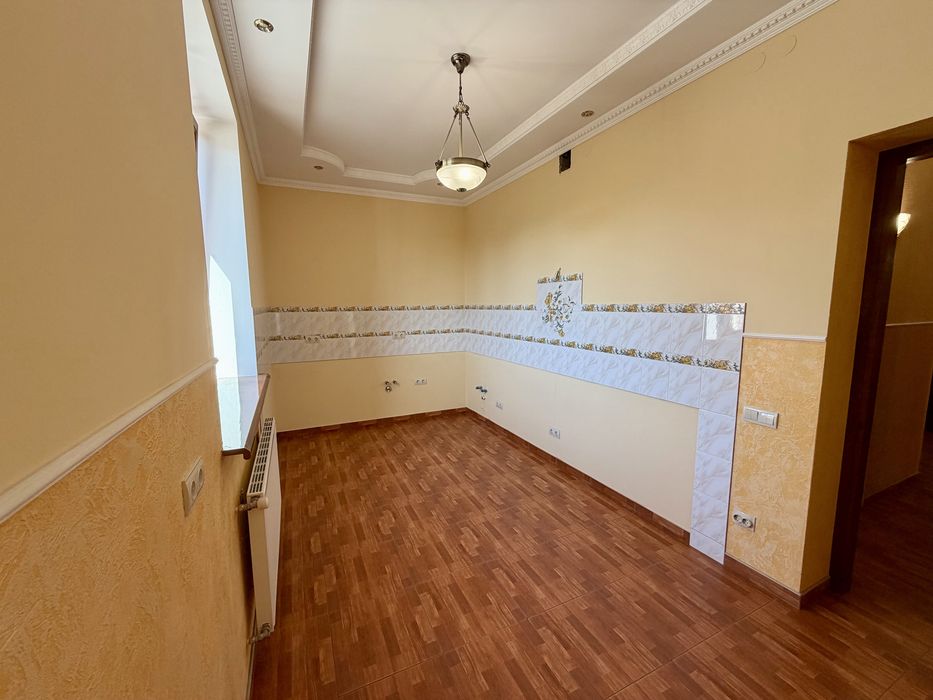 Будинок преміумкласу в Малехові | 271,7 м² | Ділянка 10 сотих