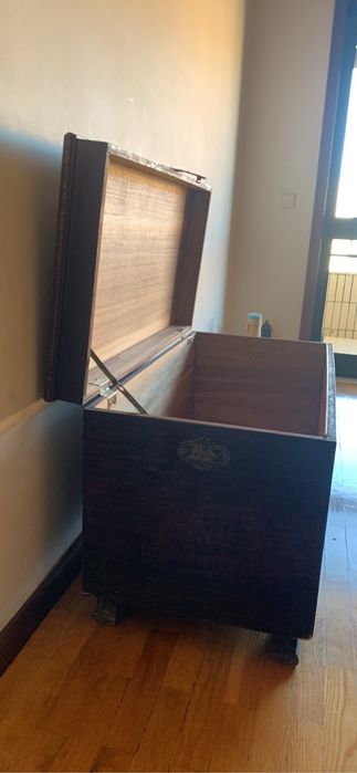 Arca/Baú  em bom estado