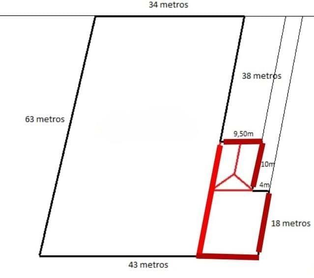Moradia para restauro com terreno na periferia da cidade excelente opo
