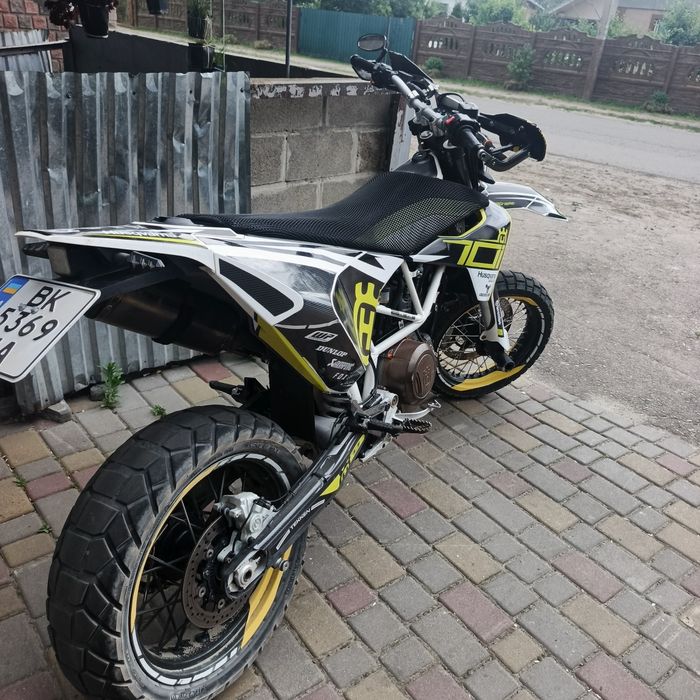 Продам Husqvarna 701