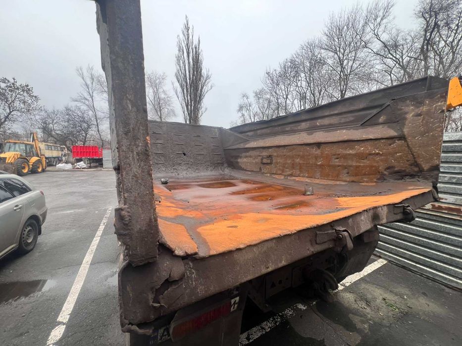 Автомобиль КАМАЗ 5511