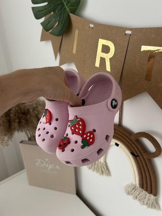 Оригінальні Crocs C8 + джибітси