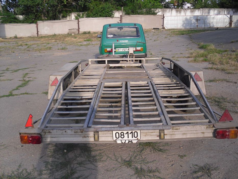 продам лафет для перевозки легковых автомобилей