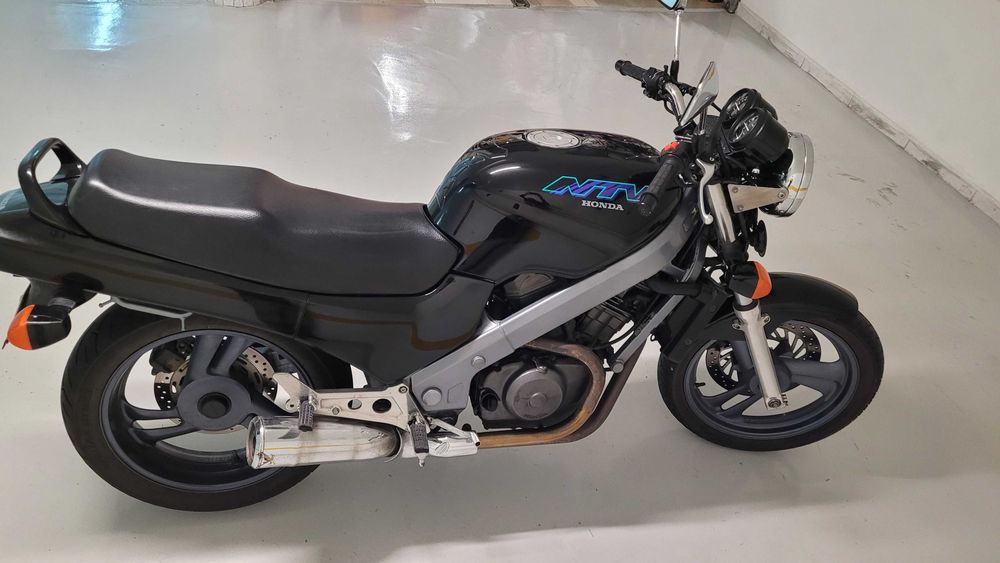 HONDA Modelo NTV 650