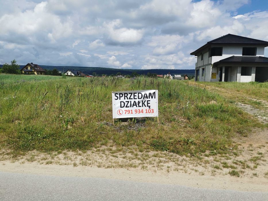 Uzbrojona działka budowlana w Bielinach PZP