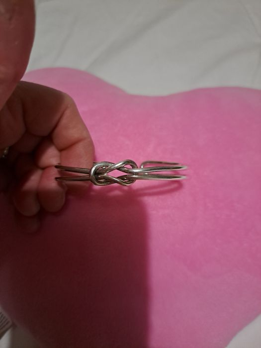 Pulseira em prata com nó