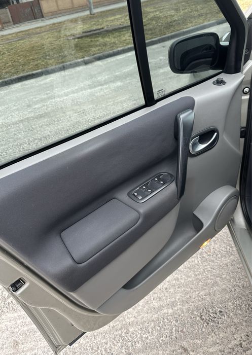 Продам Renault Scenic у гарному станi