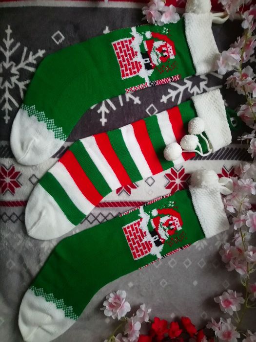 Skarpetki świąteczne dekoracyjne na cukierki, prezenty pod kominek