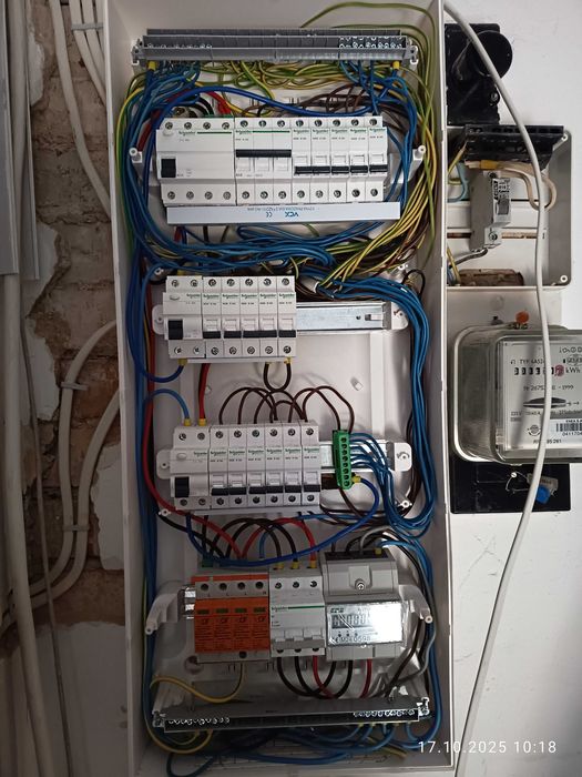 Elektryk - montaż i modernizacja instalacji elektrycznej.