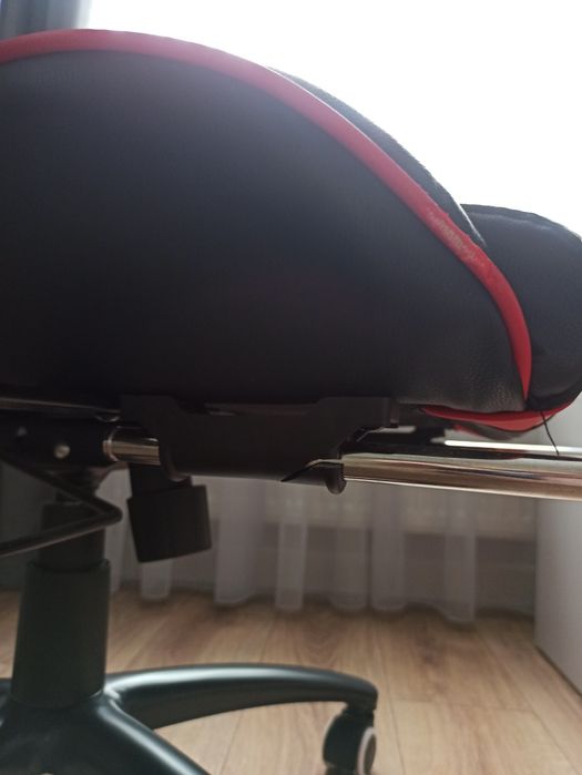 Геймерське крісло