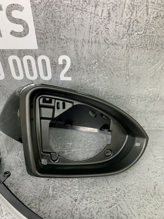 Рамка дзеркала Фольцваген Гольф 7 | Golf 7 7,5 GTI Touran