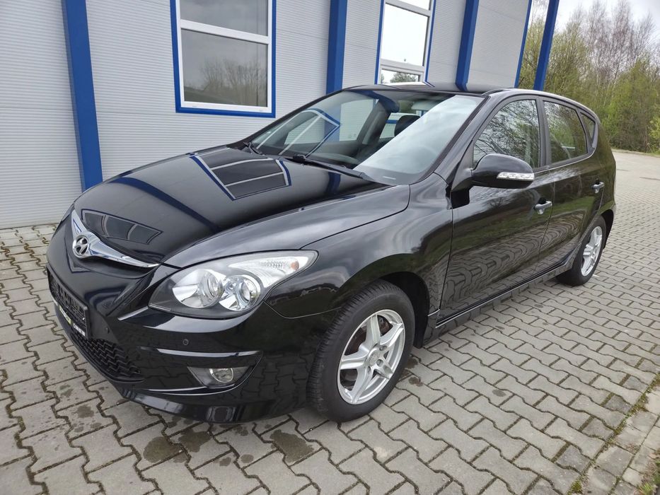 Hyundai I30 1.4 Benzyna ! Lift ! Czujniki parkowania ! Zadbany !