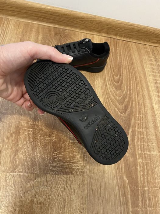 Кросівки adidas дитячі