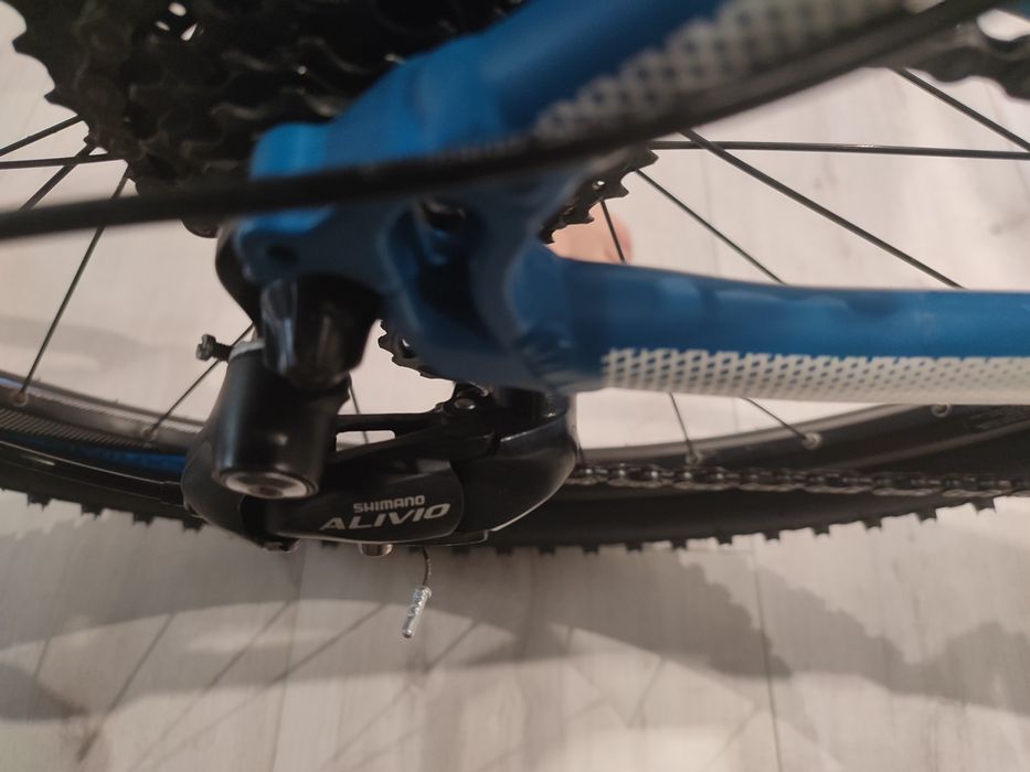 CUBE xct rama xl koło 29