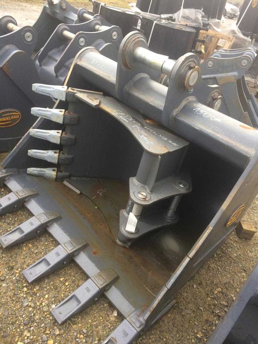 Łyżka 150 cm STRICKLAND  do  JCB  CAT  VOLVO  HITACHI  16-24 ton