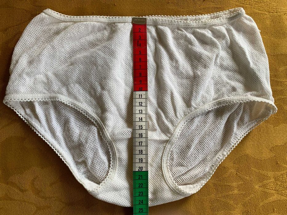 Białe majtki retro figi z siateczki  bawełna 100% PRL – klasyka vintage dla kolekcjonera +