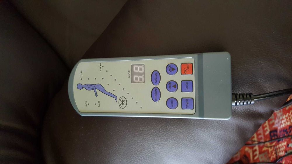 Cadeirão Elevador de Massagem Reclinável – Como Novo