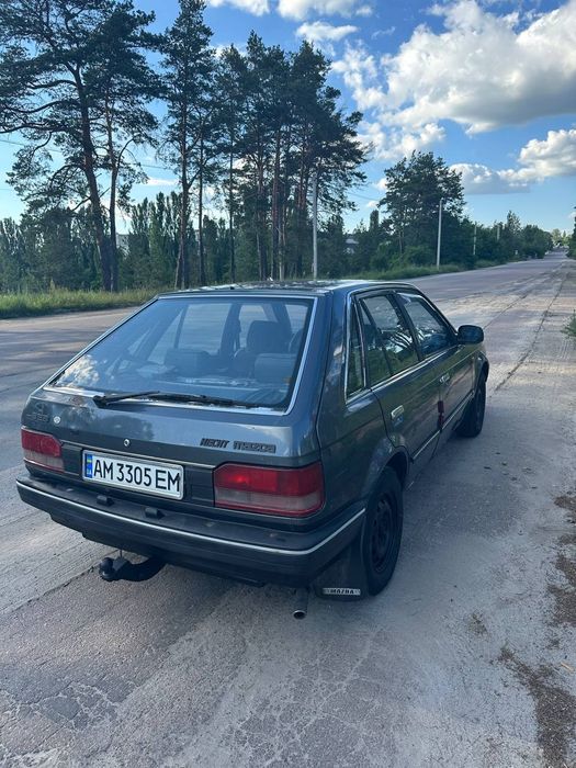 Продам Mazda 323