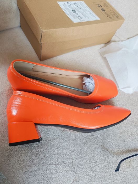 Czółenka damskie Nowe r. 41/42